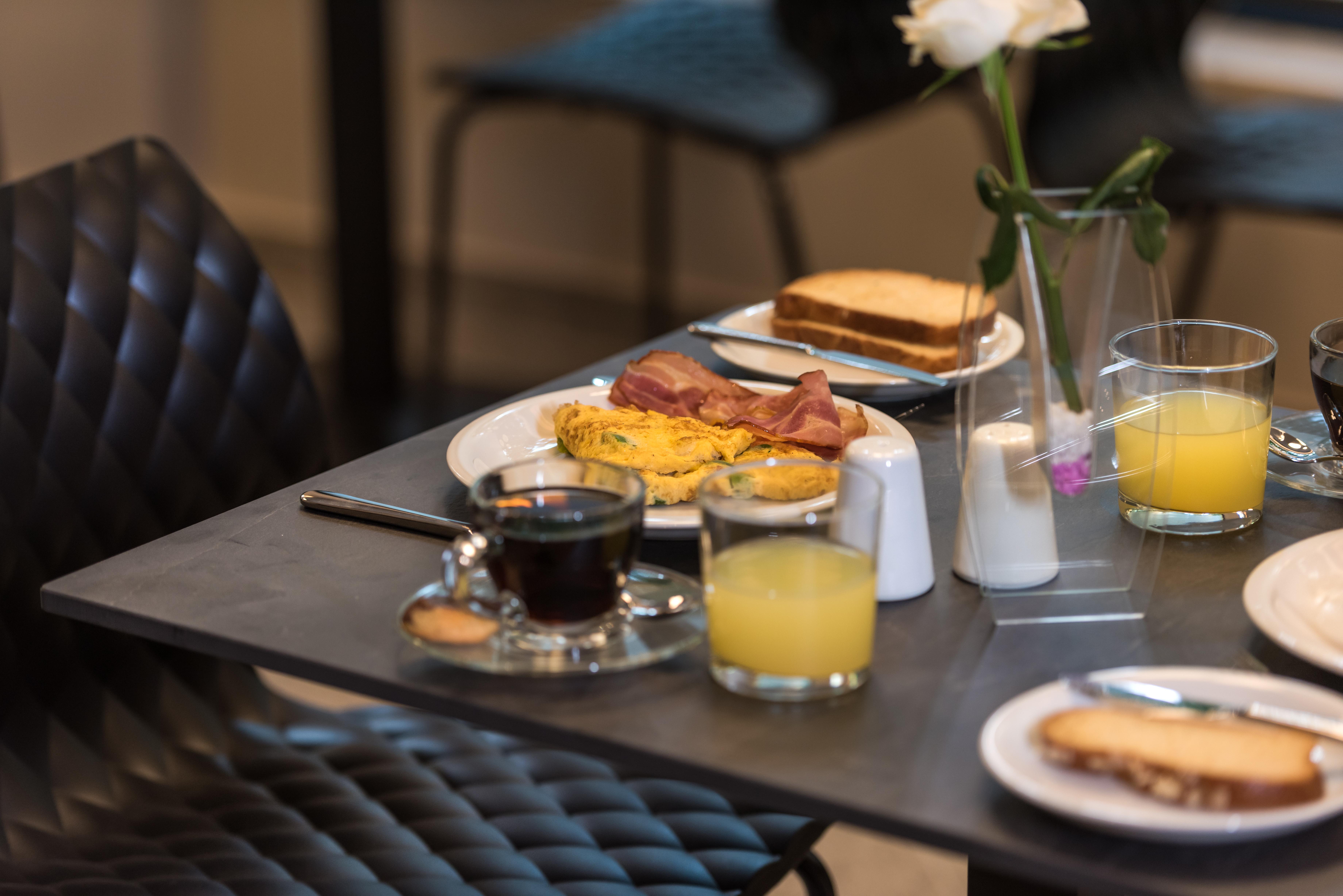 Athens One Smart Hotel Экстерьер фото
