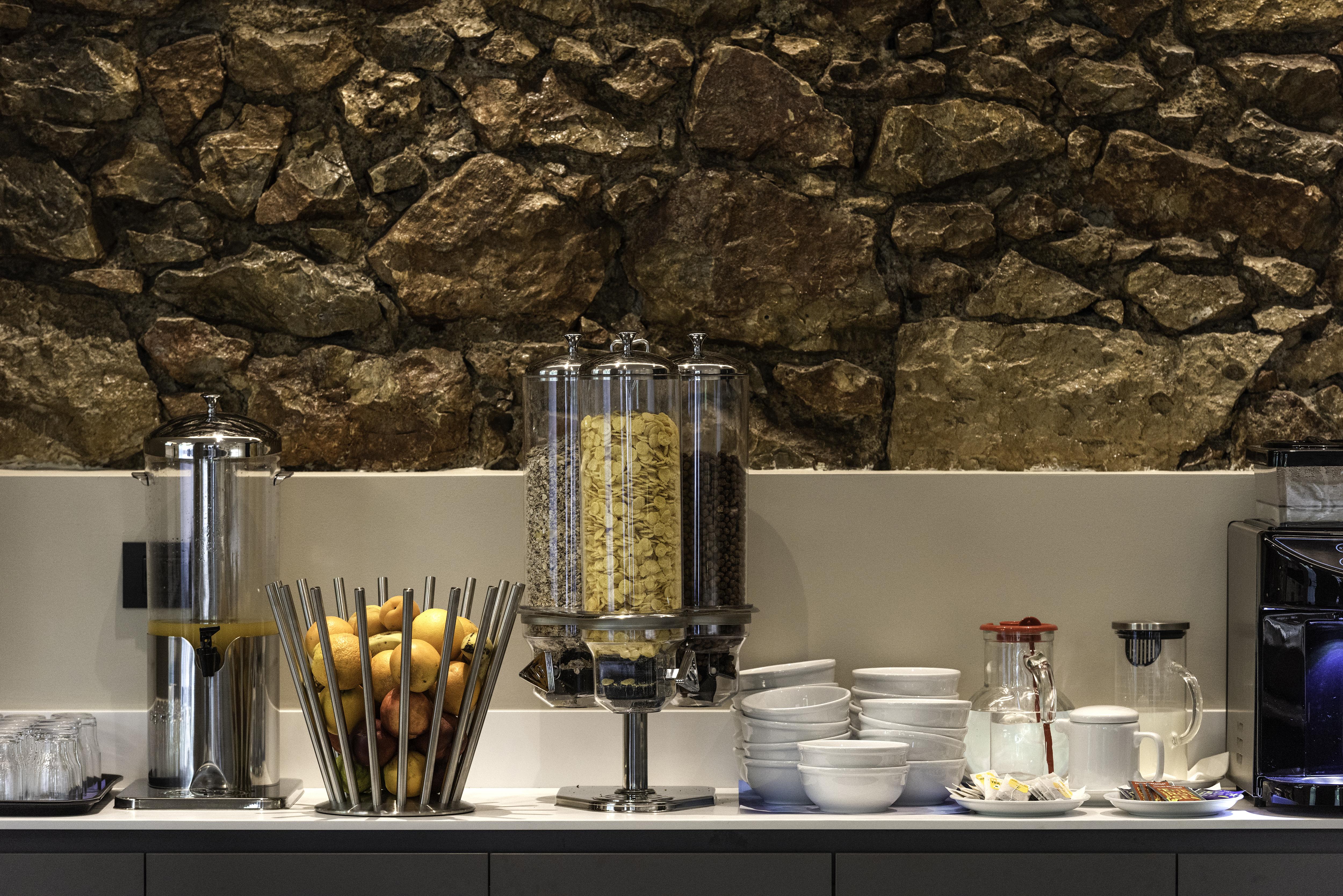 Athens One Smart Hotel Экстерьер фото